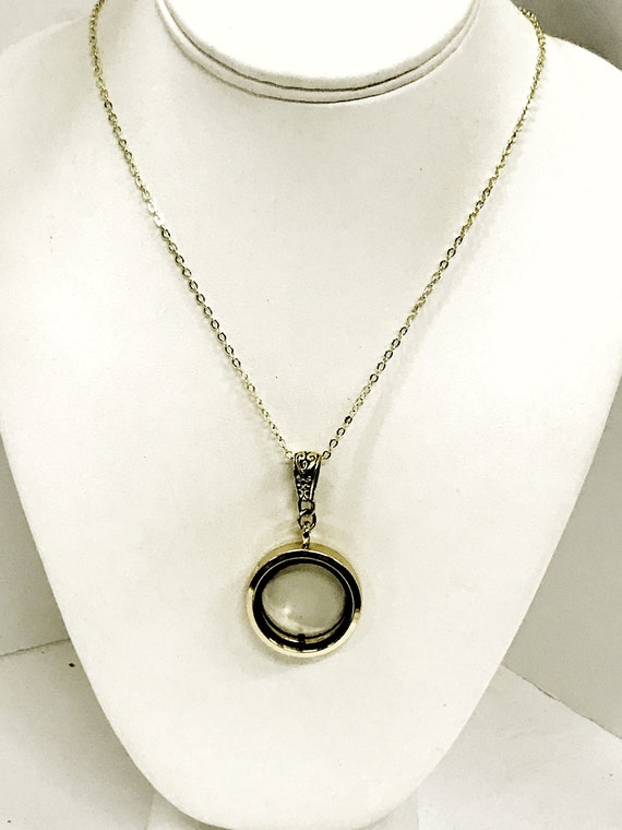 Floating mustard on sale seed necklace