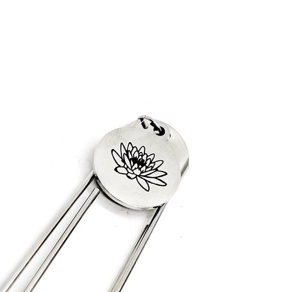 Birth Month Flower Bookmark, July Flower Bookmark, Water Lily Bookmark, Charm Bookmark, July Birthday Gift, Reader Gift, Charm Bookmark