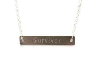 Dije de acero inoxidable grabado a láser de "Superviviente" en collar de plata; regalo para ella; regalo para novia; motivacional; inspirador