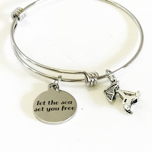 Let The Sea Set You Free Stackable Expanding Bangle Charm Bracelet, Beach Lover Gift, Sea Lover Gift, Girls Weekend Getaway Trip Gifts