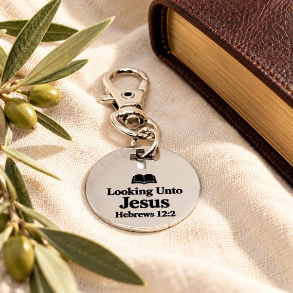 Looking Unto Jesus Clip On Charm