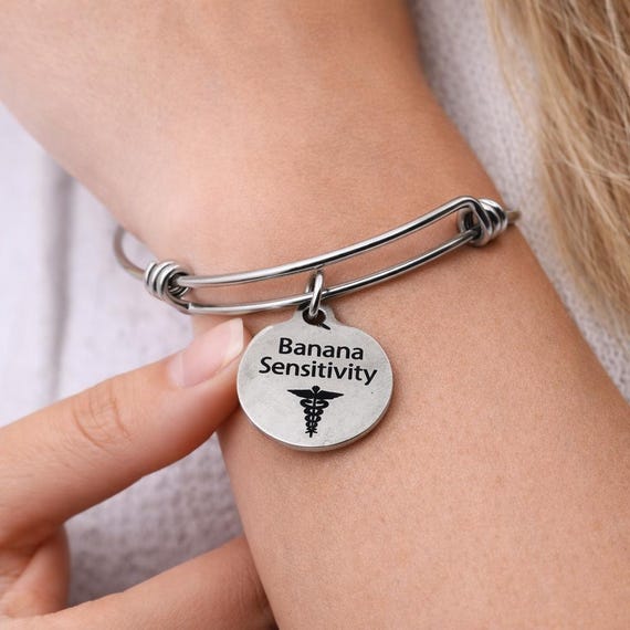 Banana Sensitivity Medical Condition Charm Bracelet Stainless Steel Expanding Bangle Food Sensitivity Awareness Jewelry