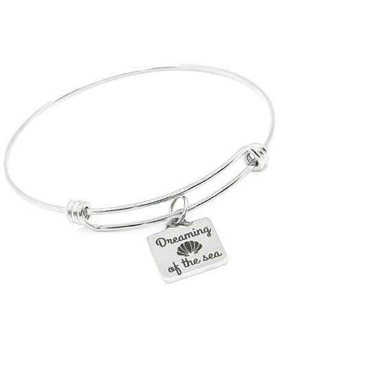 Dreaming Of The Sea Stainless Steel Bracelet 19mm Square Charm Adjustable Bangle Beach Jewelry Ocean Lover Gift With Seashell Design