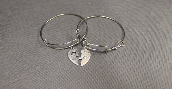 I Love You Key To My Heart Expanding Bangle Charm Bracelet Set; Girlfriend Gift; Heart Charm; Mother Daughter Gift; Gift For Mom; Bangle Set