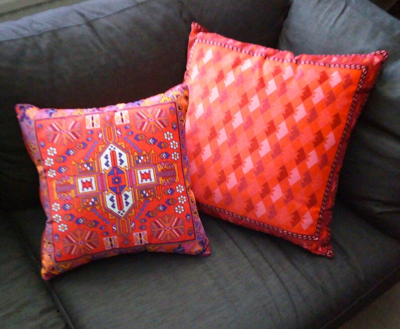 Sofa pillow red velvet cushion cover RED MOON image 3