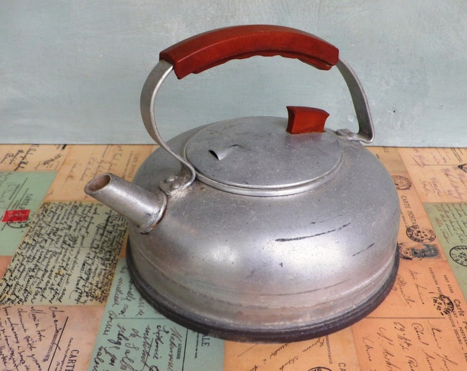 Vintage Aluminium Kettle From the 1930s With Bakelite Handle Etsy UK