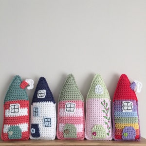 Little Folk House  - PDF Crochet Pattern - Crochet House - Crochet Home