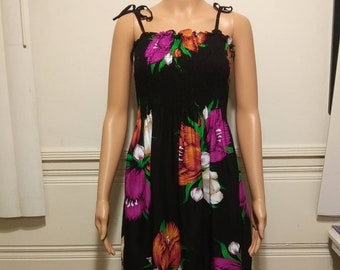 Vintage Hawaiian Black Flower Print Dress one size