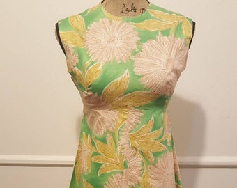 1960s Beautiful Green Flower A-line Dress Small