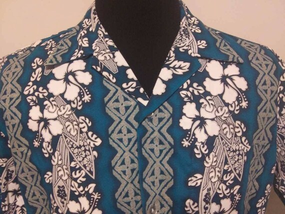 Authentic Howie Hawaiian Shirt Medium - image 7