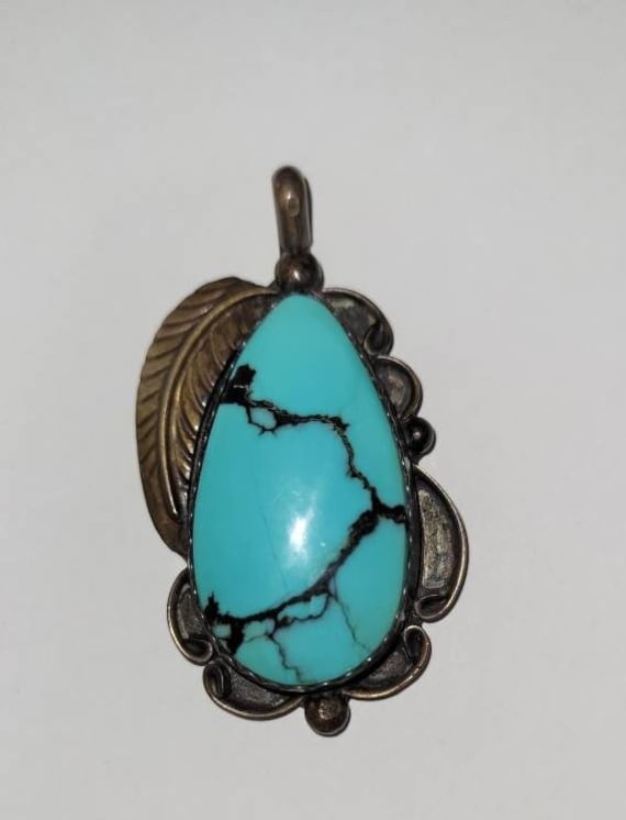 Vintage 90's Turquoise feather Teardrop pendent