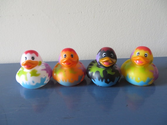 painting rubber ducks