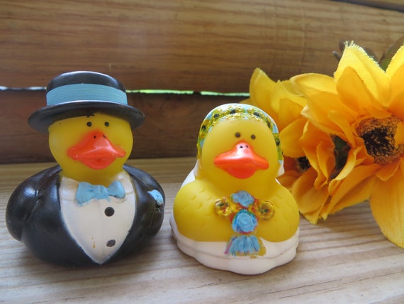 bride and groom rubber ducks