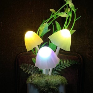 Magical Mushroom LED Night Light - Color Changing Portable Enchanted Forest With Color Changing Mushrooms And A Whimsical Moss Covering