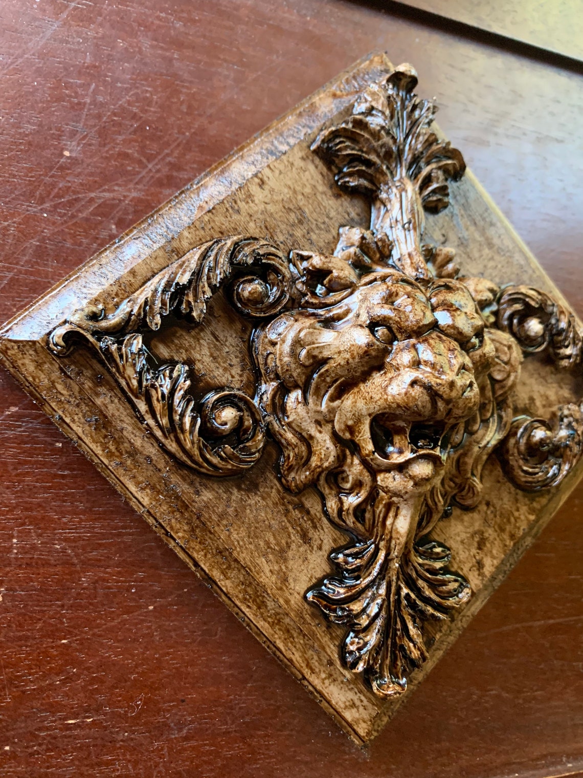 Pared de la cabeza del león colgando placa caprichosa casa o | Etsy