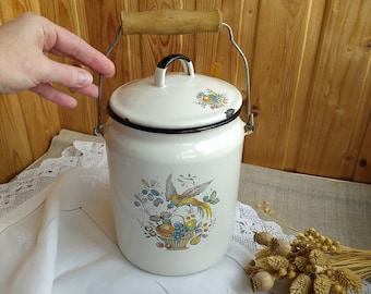 Decorative enamel canister / white milk can / spring birds milk jug / white Milk Jug / vintage enamelware / farmhouse cottage rustic Easter