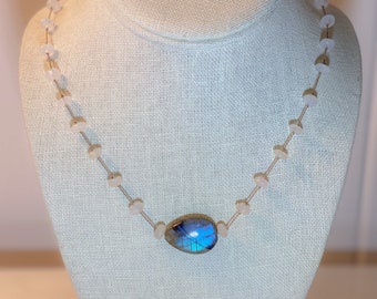 Labradorit Mondstein Halskette