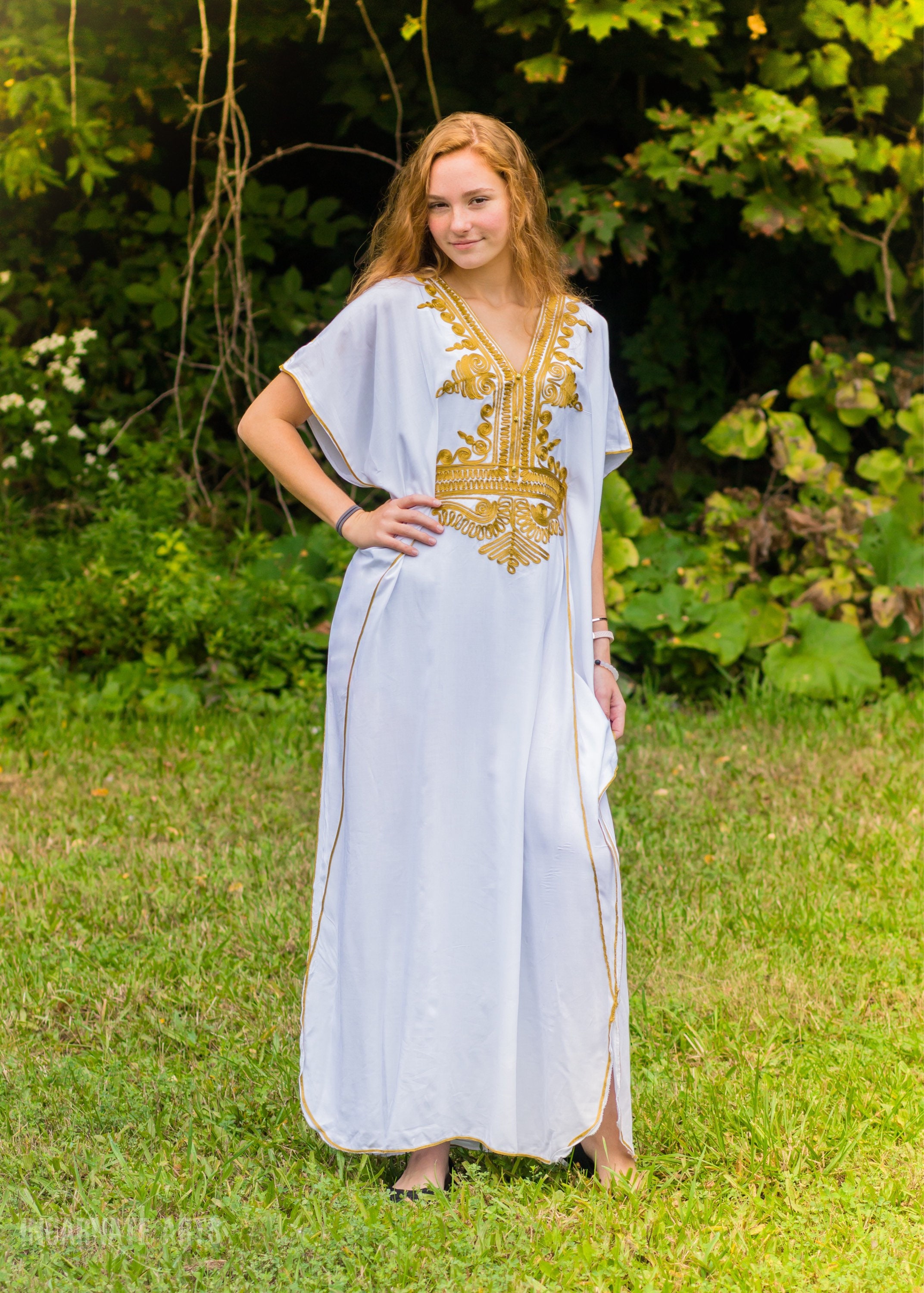 white moroccan kaftan