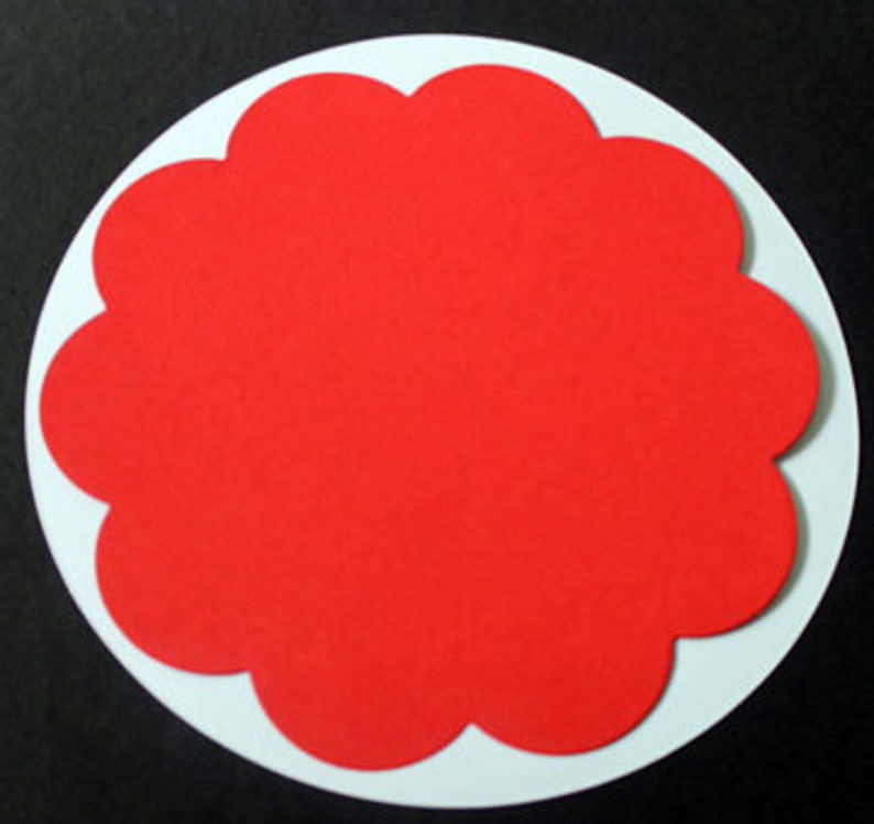 7.5 Inch Scalloped Cardstock Circles With Optional Holes Card Stock