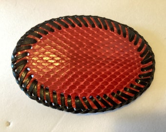 Red And Black Python Women’s Snake Skin Belt Buckle. Fits 1 To 1 1/4 Inch Belts. Leather Craft Buckle. Snake Skin. FREE SHIPPING!