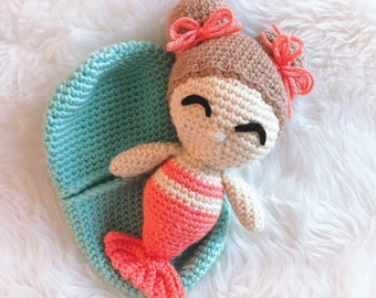 hatching mermaid toy