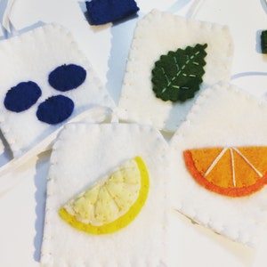 Felt Play Tea Bags (set of 4), Pretend Play, Tea Party, Play Food, Felt Play Food, Children's Kitchen, Montessori Toy, Felt Food for Kids