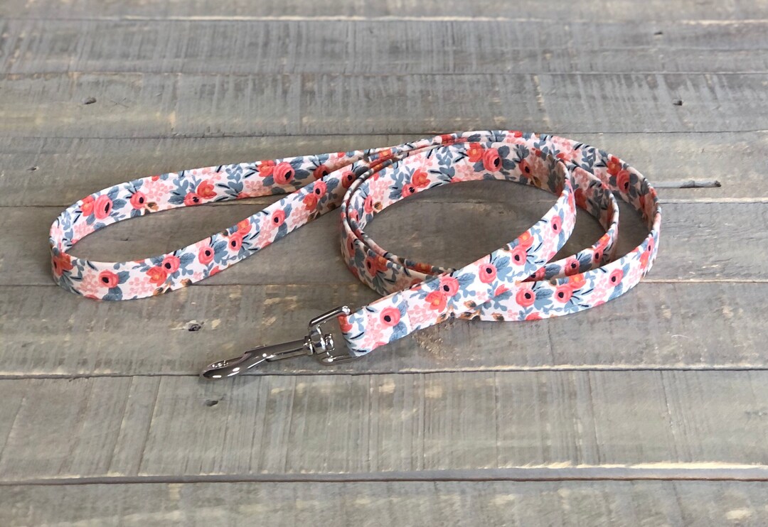 Floral Dog Leash, Peach Dog Leash, Girl Dog Leash, Spring Dog Leash