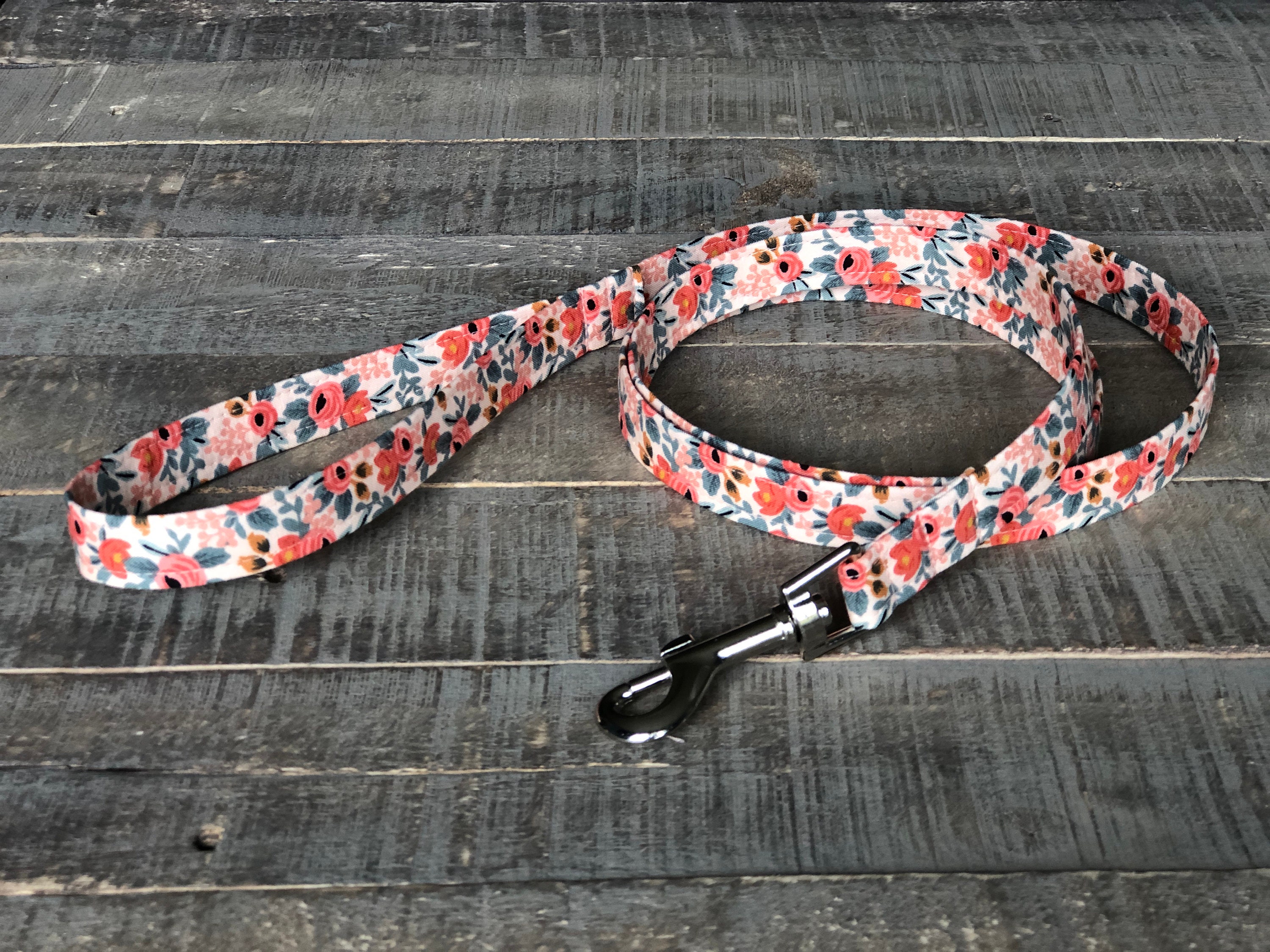 floral dog leash