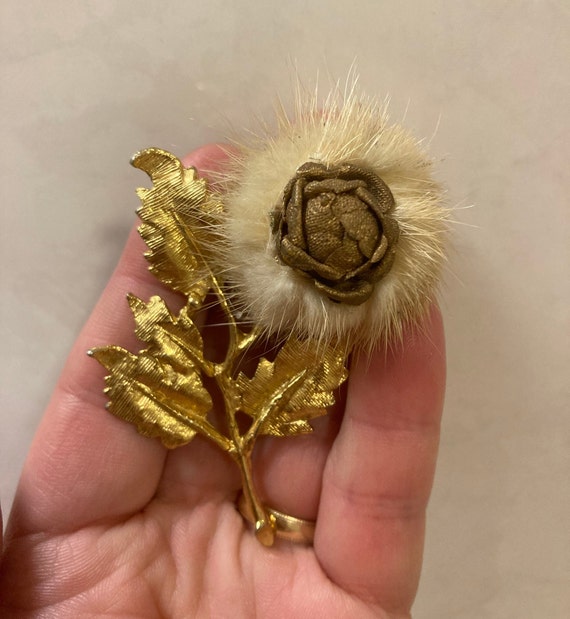 Fur brooch best sale