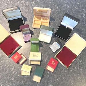 Mixed set of 14 jewellery boxes. Ring box. Jewellery box.