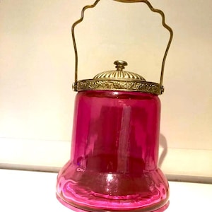 Art Deco-Cranberry-Glas-Keksfass. Rosa Glaskeksfass