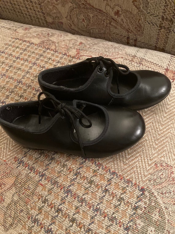 Rv store tap shoes