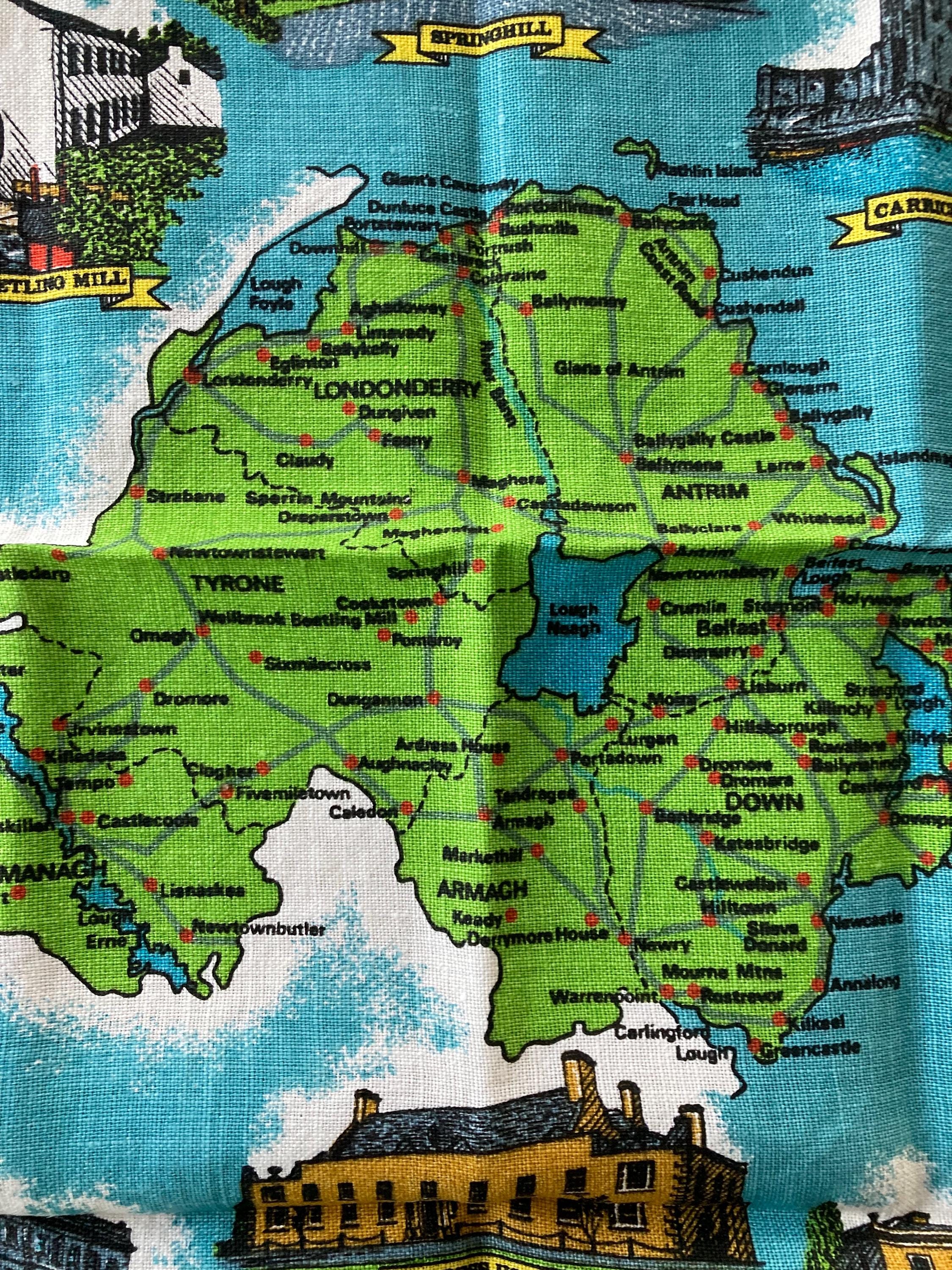 アイリッシュリネンティータオル：北アイルランド地図のお土産 - Etsy 日本