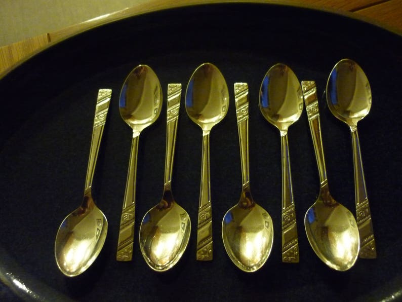 C. pastry forks 50/% PRICE REDUCTION Selection of Vintage Viner Silver Rose Cutlery fish knives teaspoons forks