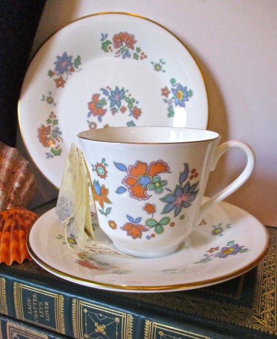 Vintage Royal Doulton China Service Madrigal Pattern