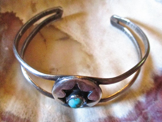1970s Turquoise and Silver American Indian Bracel… - image 3