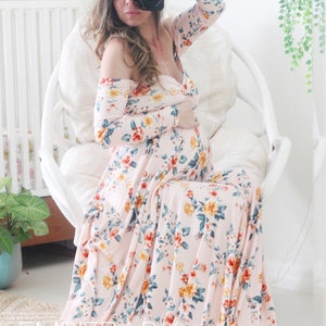 Maternity dress for photo shoot long sleeve maxi dress image 3