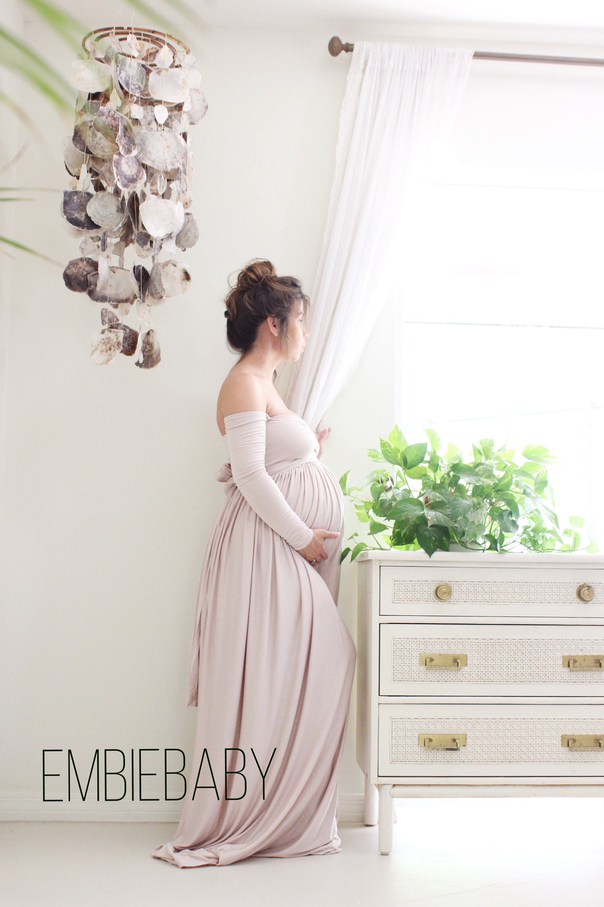 Selecting the Perfect Baby Shower Gown - Sexy Mama Maternity