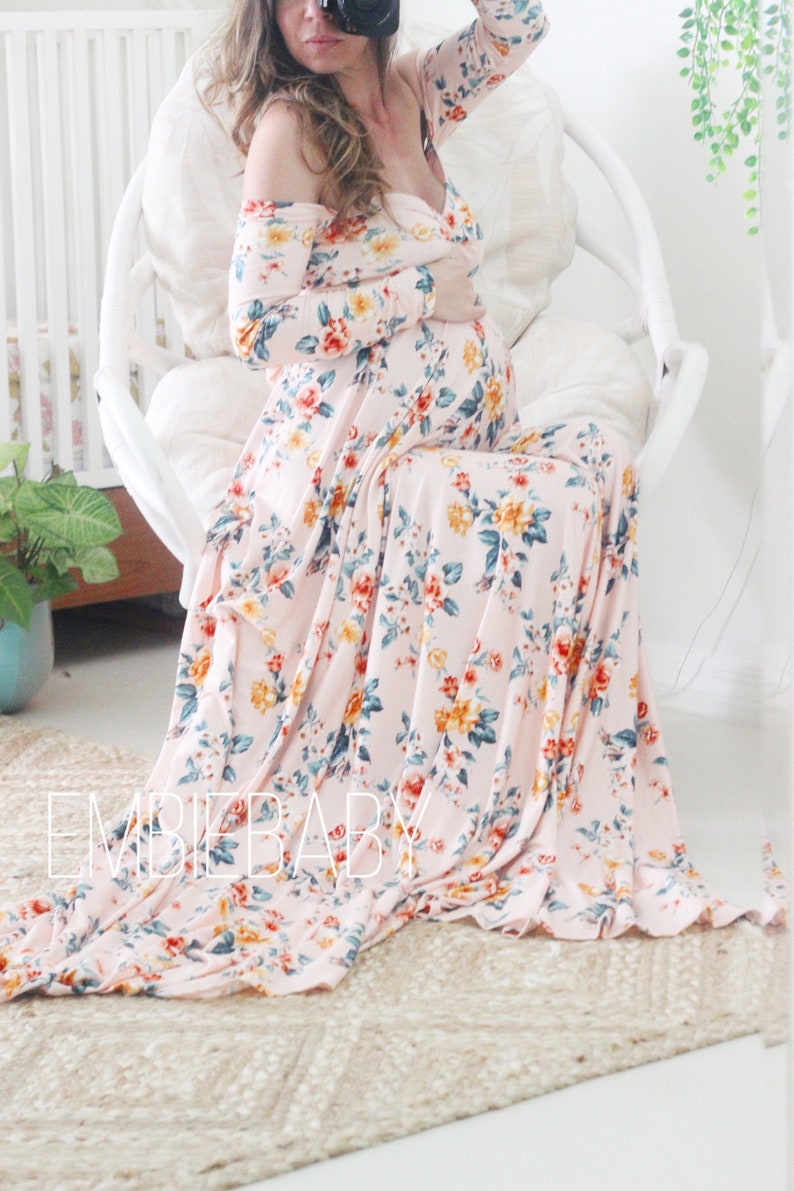 Maternity dress for photo shoot long sleeve maxi dress image 3