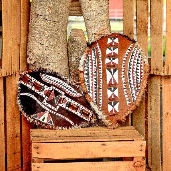 African Shield Stand - Etsy