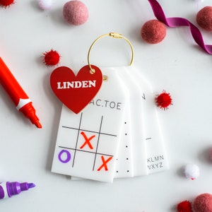 Dry erase travel games with name charm, on the go kids activities, acrylic tic tac toe, classroom Valentine’s Day gifts, Valentine’s Day