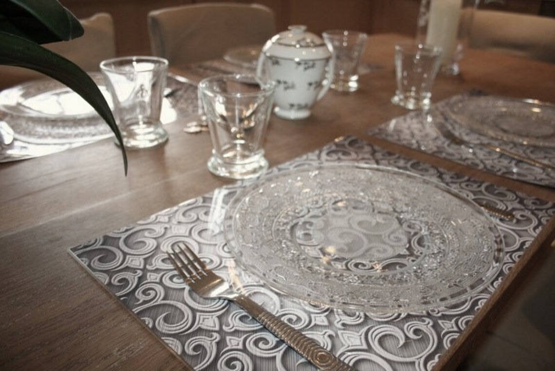 Set De Table Plastifié Set de table plastifié motif baroque argenté numéro 2 | Etsy