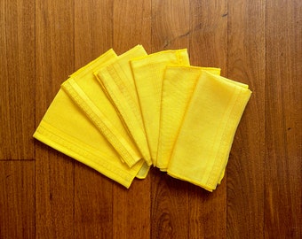 Set of 6 Vintage Mustard Yellow Napkins | MCM Kitchen Linens Decor