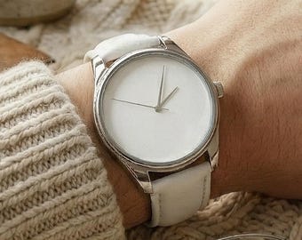 Orologio bianco minimalista, orologio bianco classico e semplice, accessorio quotidiano dallo stile pulito ed elegante, orologio da sposa, regalo per infermiera, regalo elegante per lei