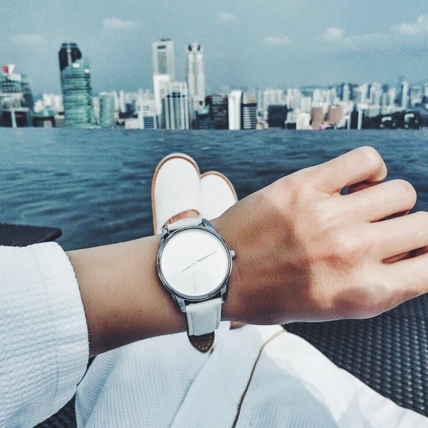 Blanc classique de la montre / Watch Simple blanc / noir blanc classique de la montre / Unisex Watch / minimaliste Watch / les montres femmes / minimaliste blanc Watch