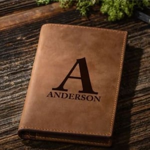 Personalized Leather Wallet - Trifold Wallet with your Name, Initials, Message engraved.
