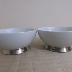 Trudaeu serving bowls on Stainless Steel pedestal