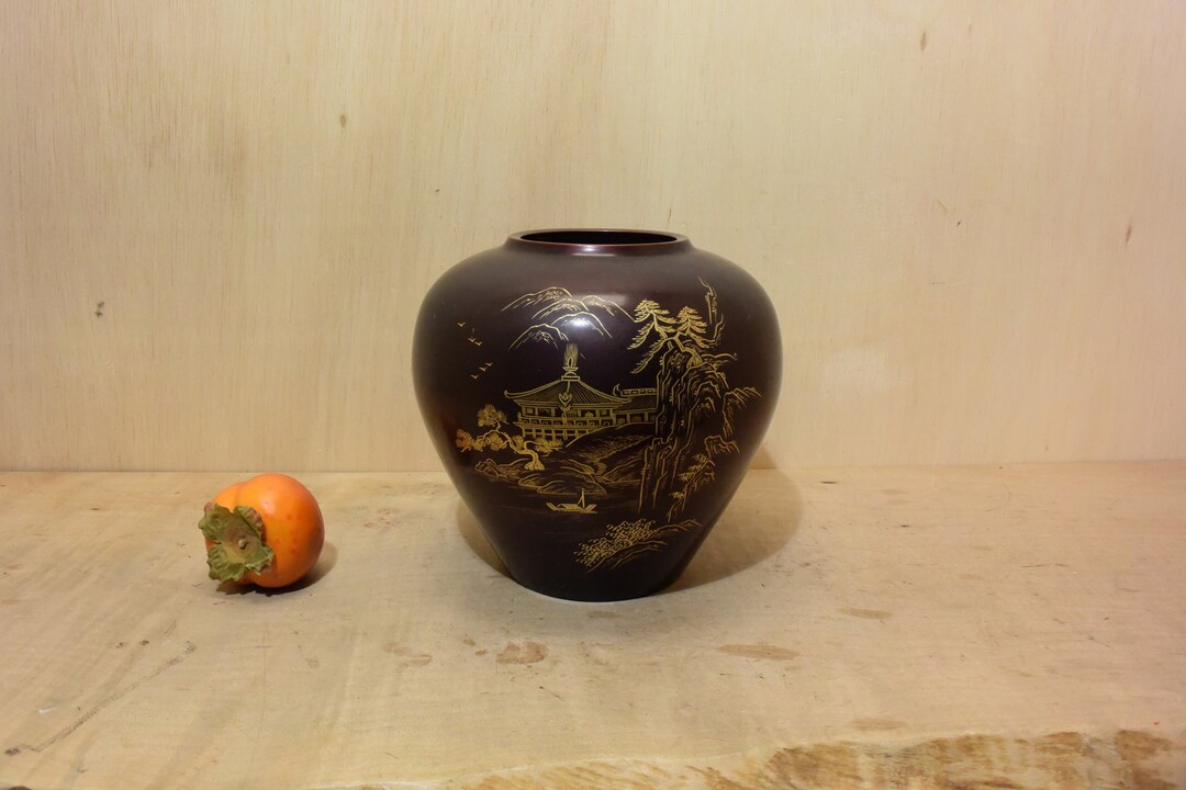 Large Vintage Japanese Metal Vase Gold Etching Chrysanthamum Etsy