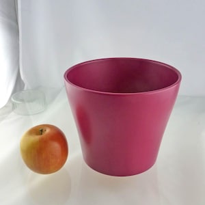 German Sheurich Pottery 808-17 Raspberry Indoor Planter Pot