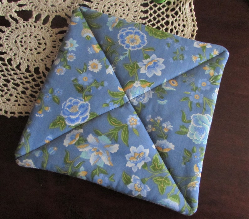 Reversible Multi Colored Floral and Green Square Hot Pad ~ 9
